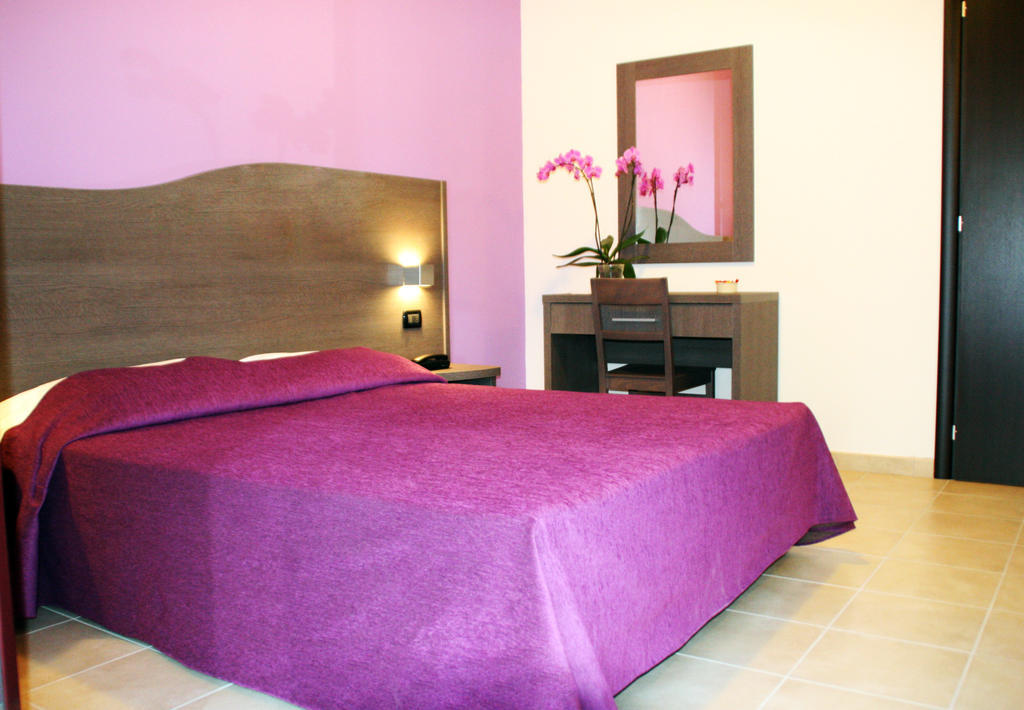 Hotel Leon D'Oro Castel Frentano ภายนอก รูปภาพ
