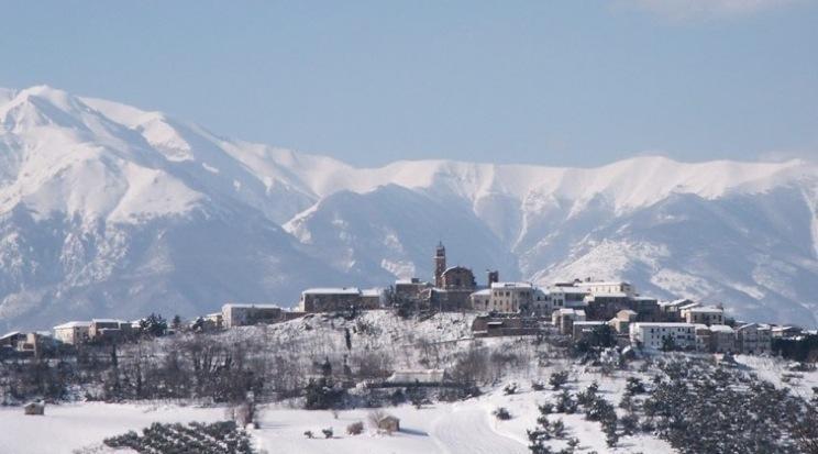 Hotel Leon D'Oro Castel Frentano ภายนอก รูปภาพ