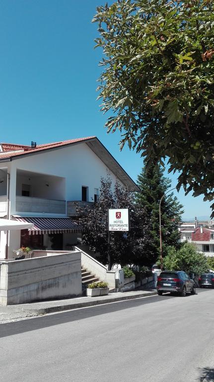 Hotel Leon D'Oro Castel Frentano ภายนอก รูปภาพ