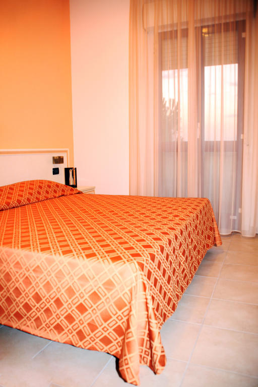 Hotel Leon D'Oro Castel Frentano ภายนอก รูปภาพ